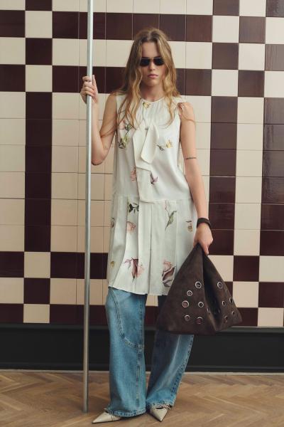 Baum und Pferdgarten 2026早秋001